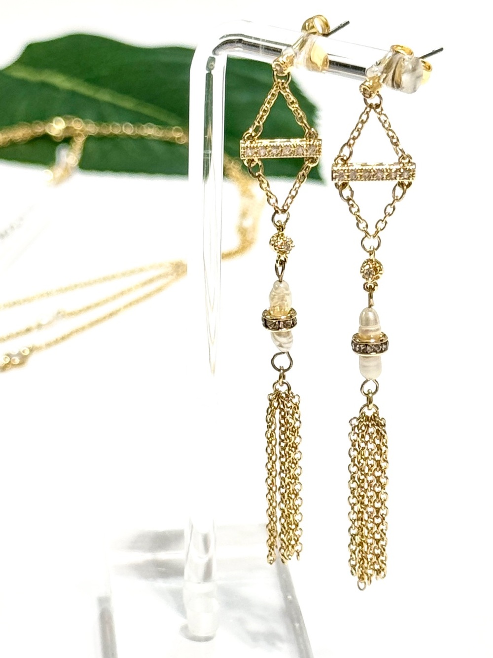 ETTIKA Gold Tone Pearl Crystal Tassel Drop Earrings 3” NWT